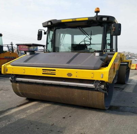 雙鋼輪振動壓路機